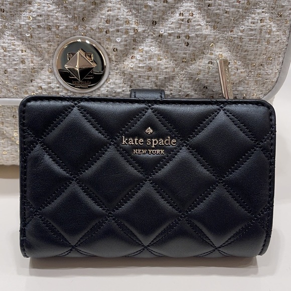 Kate Spade Carey Medium Compartment Bifold Wallet
COLOR: Black
NWT - Picture 15 of 16